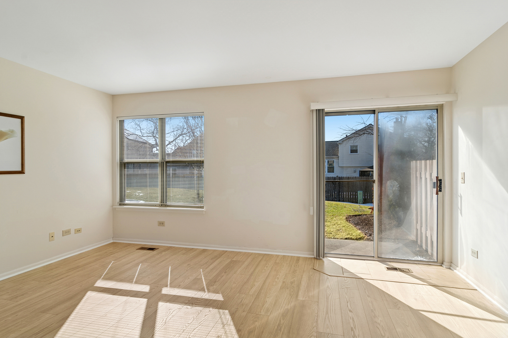 988 Ridgefield Lane Wheeling, IL 60090 - Photo 8 of 18