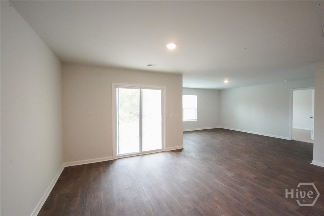 112 Windrush Pines Pooler, GA 31322 - Photo 6 of 34