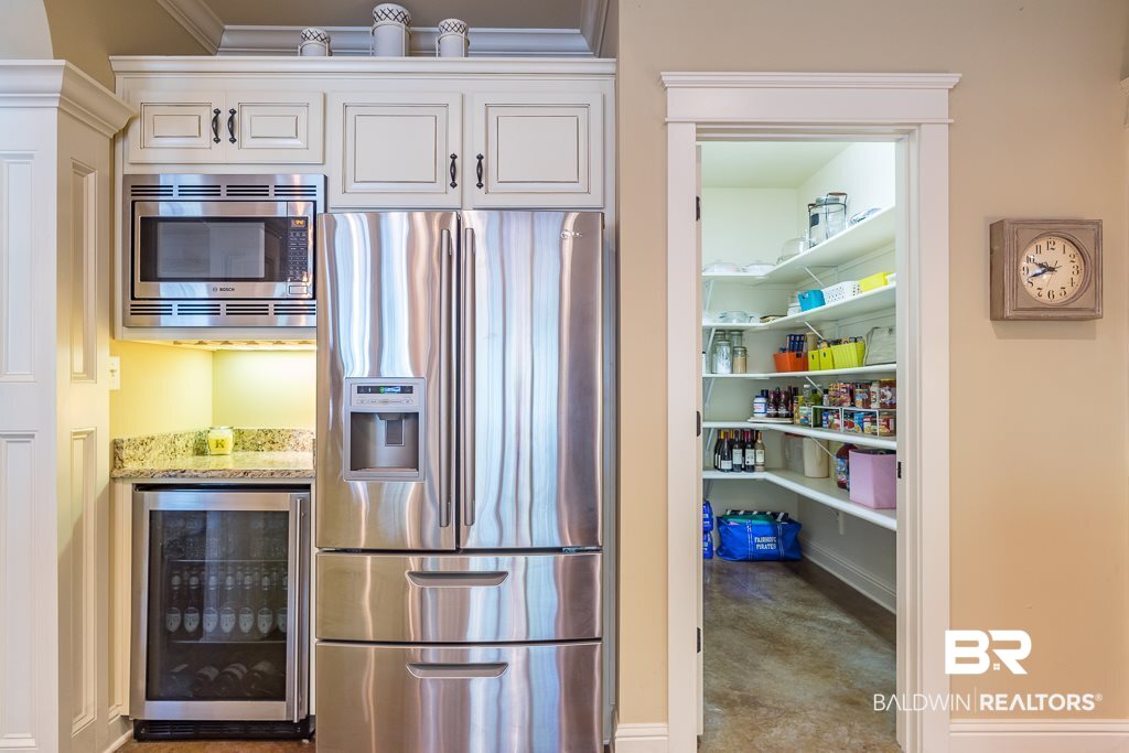 561 Musket Avenue Fairhope, AL 36532 - Photo 9 of 25 Walk In Pantry