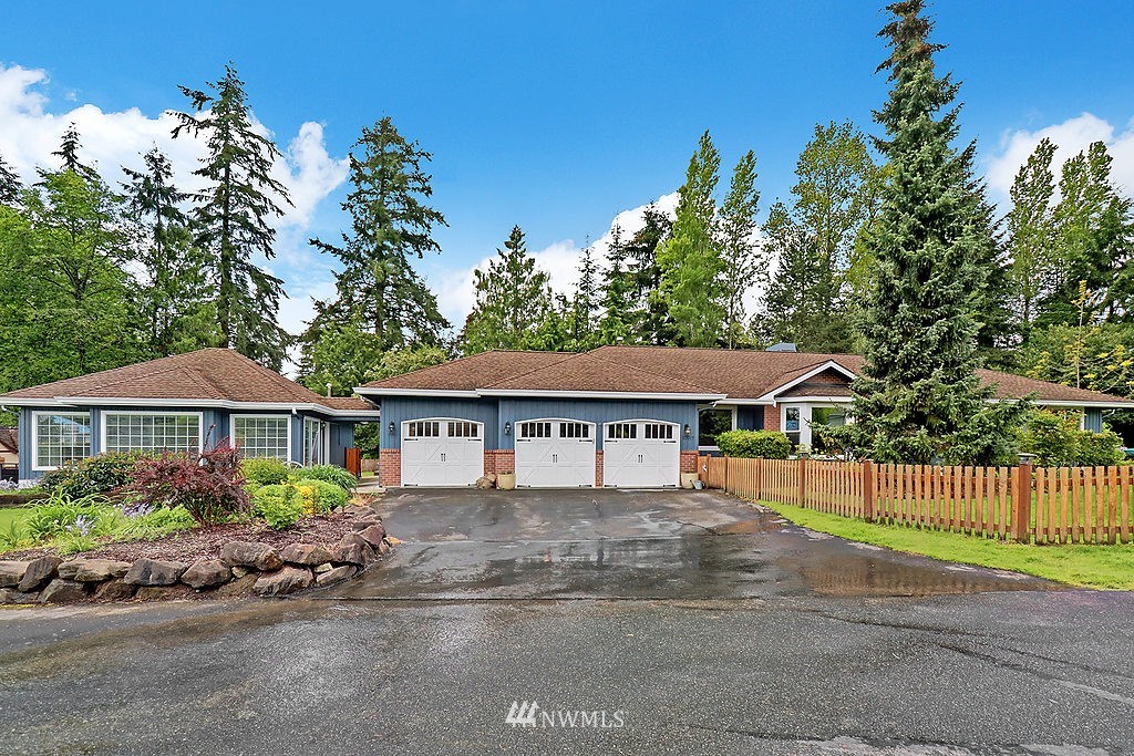 22217 Brier Road Brier, WA 98036 - Photo 1 of 25 Gallery Image 1