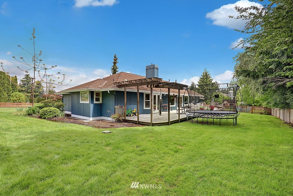 22217 Brier Road Brier, WA 98036 - Photo 24 of 25 Gallery Image 24
