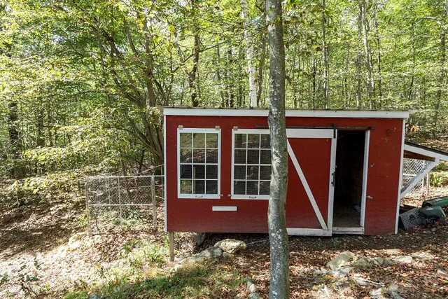 $815,000 | 40 Brienne Road, New Durham, NH 03855