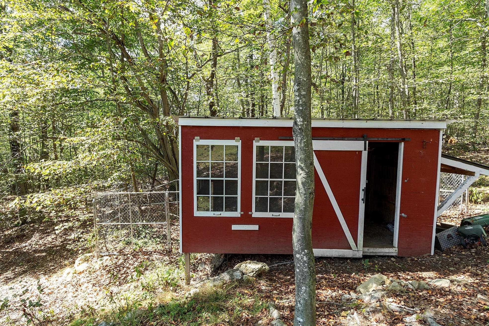 40 Brienne Road New Durham, NH 03855 - Photo 17 of 59