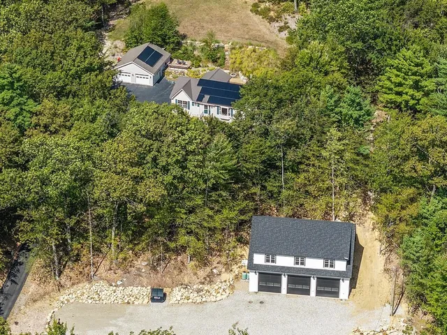 $815,000 | 40 Brienne Road, New Durham, NH 03855