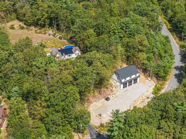 $815,000 | 40 Brienne Road, New Durham, NH 03855