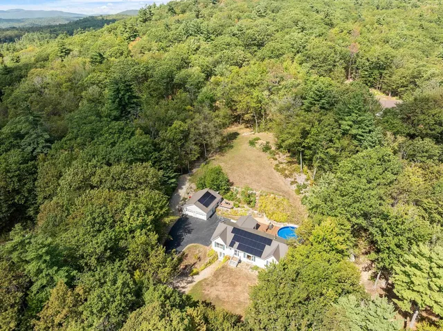 $815,000 | 40 Brienne Road, New Durham, NH 03855