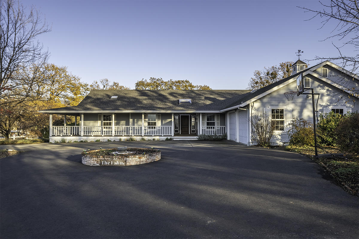 6633 Rapp Lane Talent, OR 97540 - Photo 49 of 58 DSC04233-HDR
