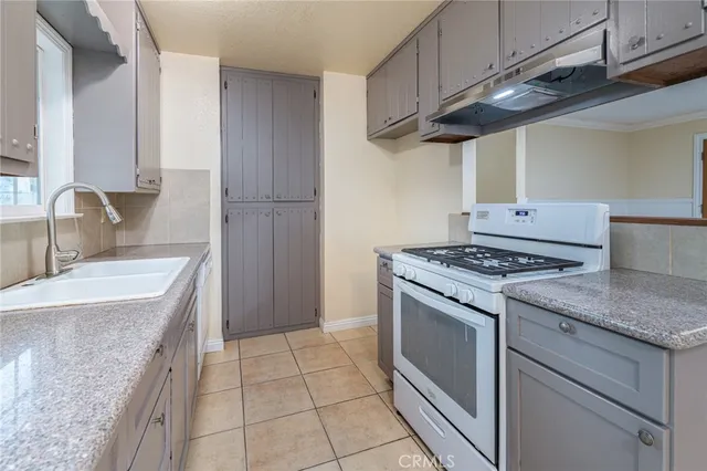 $449,900 | 16481 Stevens Street, Lake Elsinore, CA 92530