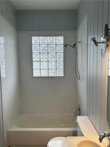 $1,595 | 1734 Delachaise Street, New Orleans, LA 70115