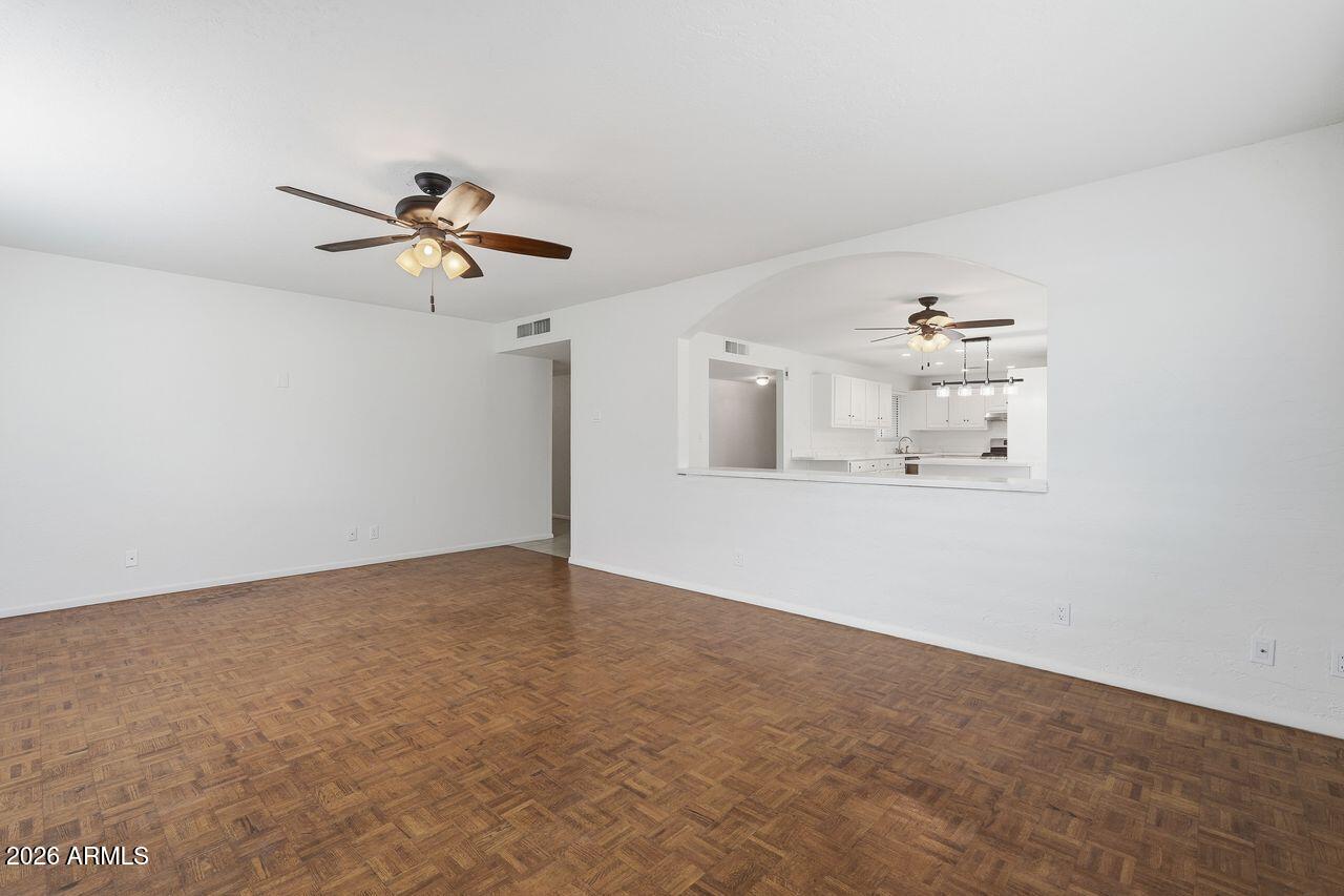 2934 East Shangri-La Road Phoenix, AZ 85028 - Photo 18 of 51 016_ListerPros