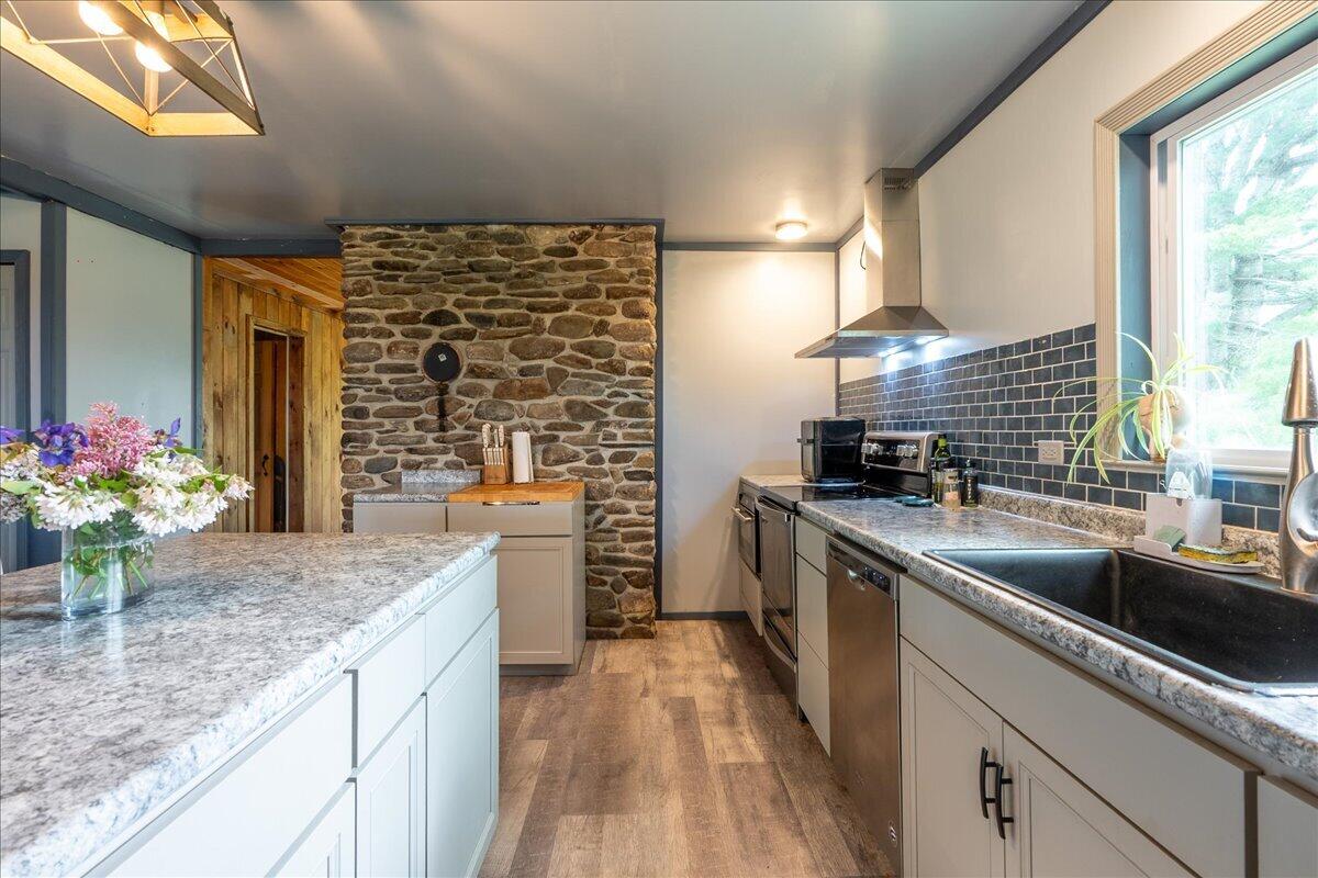 22 Oyster River Road Thomaston, ME 04861 - Photo 35 of 71 21-22 Oyster River Rd-26