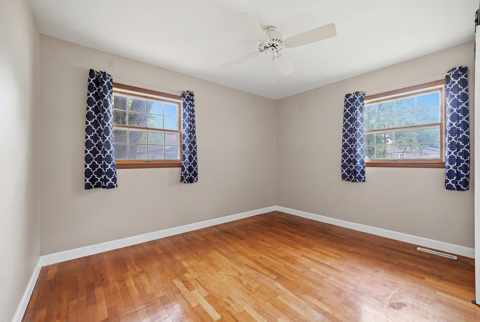 323 East Dresser Road DeKalb, IL 60115 - Photo 29 of 37