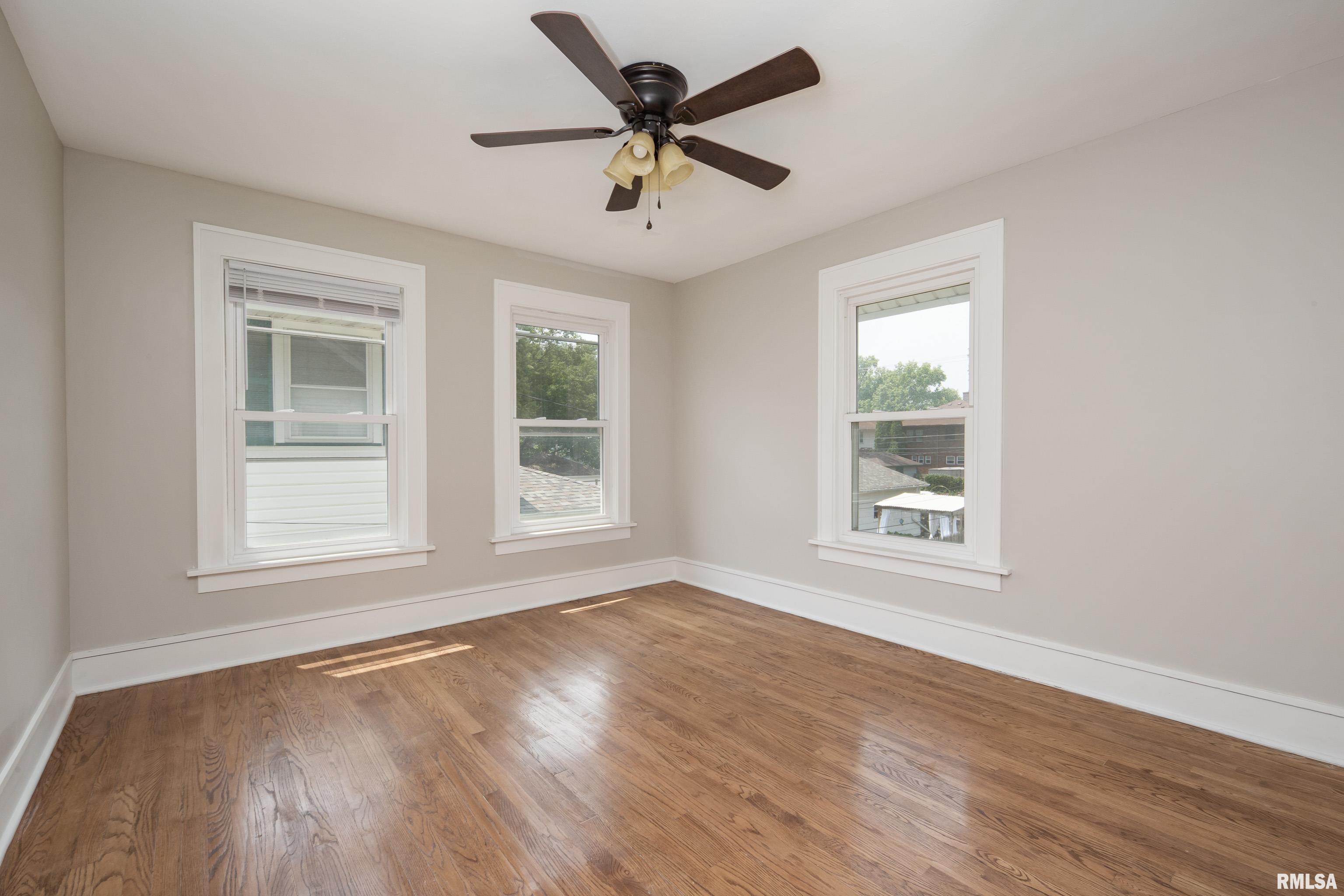 2322 Ripley Street Davenport, IA 52803 - Photo 17 of 29 Gallery Image 17