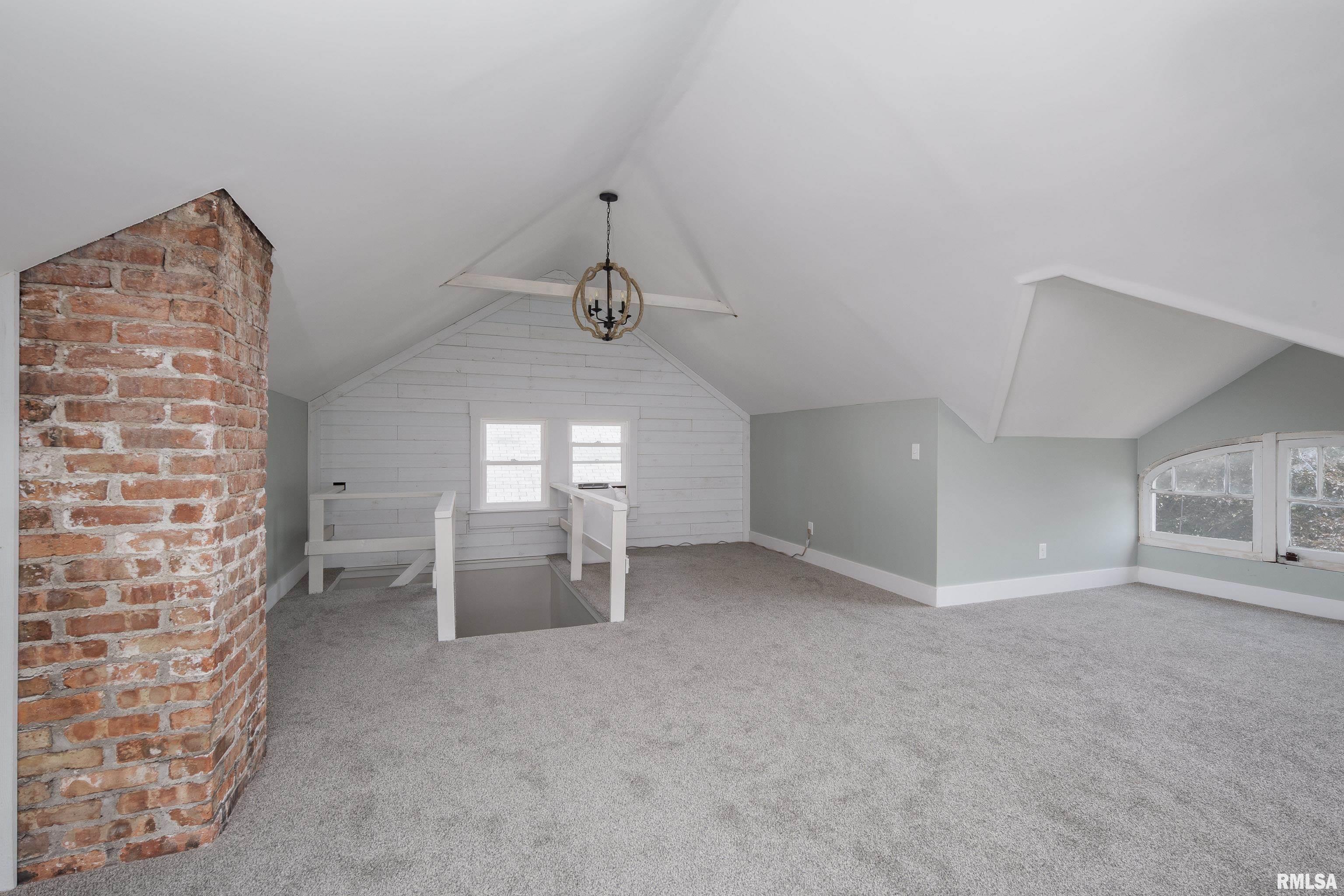 2322 Ripley Street Davenport, IA 52803 - Photo 21 of 29 Gallery Image 21