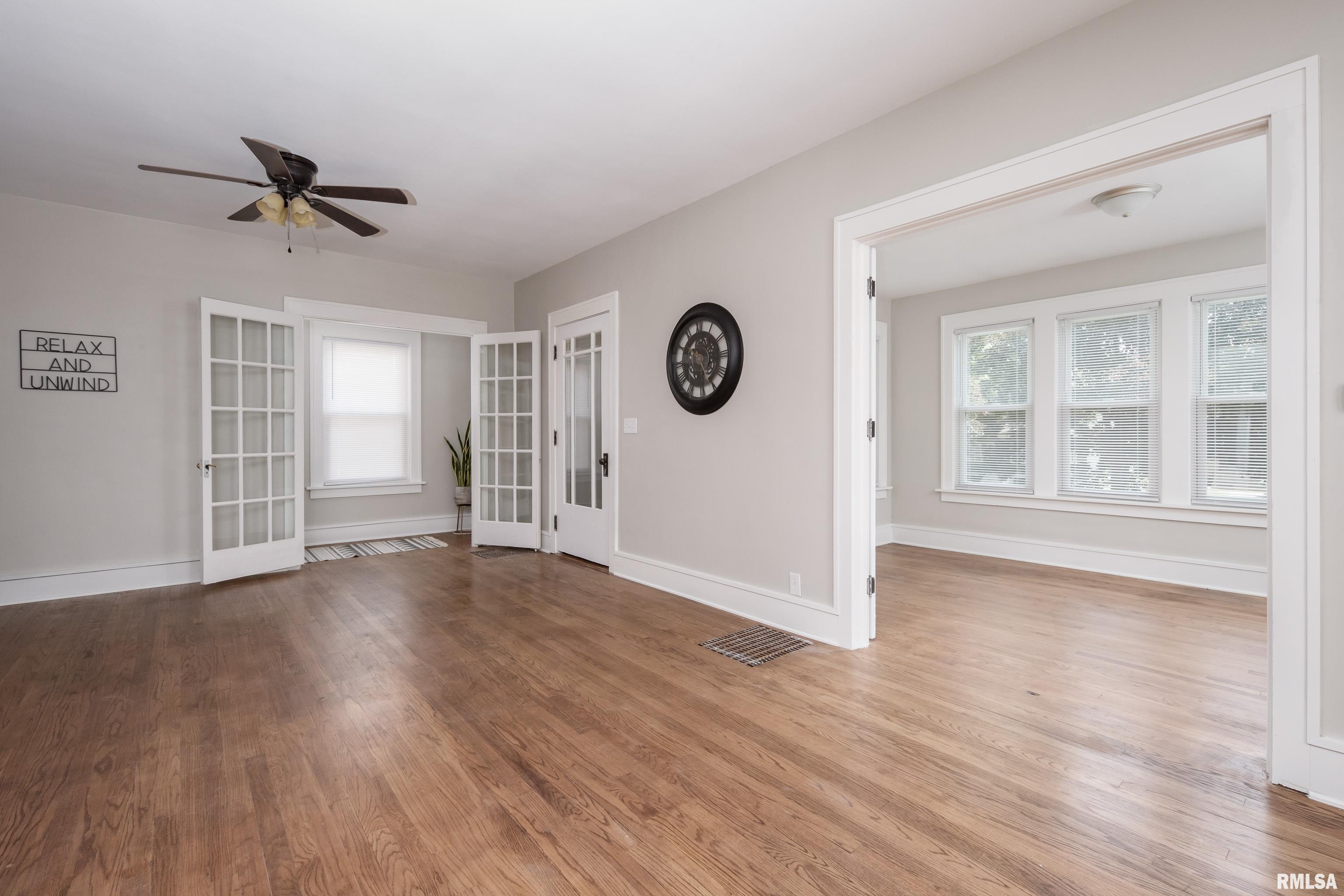 2322 Ripley Street Davenport, IA 52803 - Photo 6 of 29 Gallery Image 6