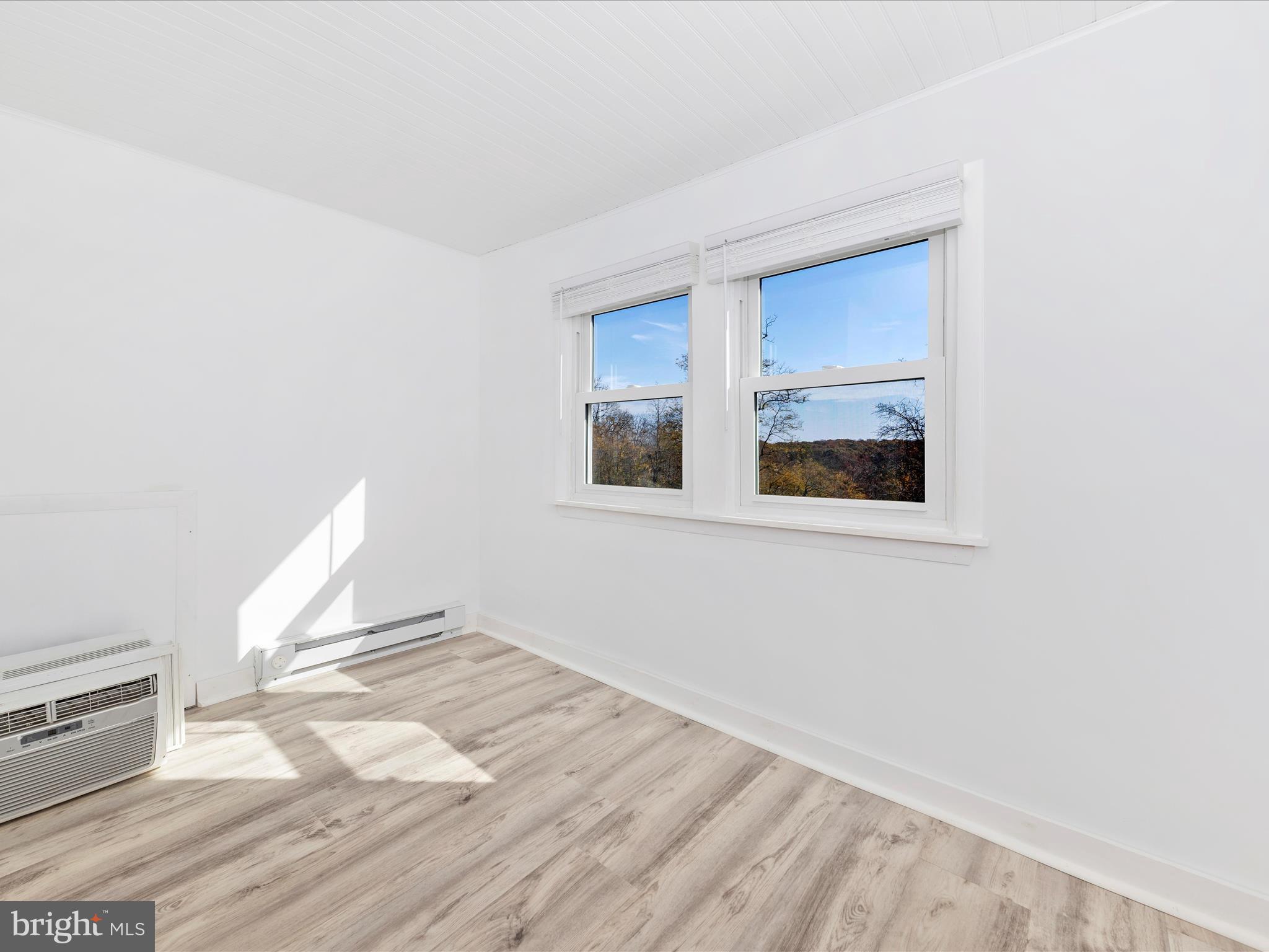 16703 Raven Rock Road Sabillasville, MD 21780 - Photo 32 of 48 Bedroom 3