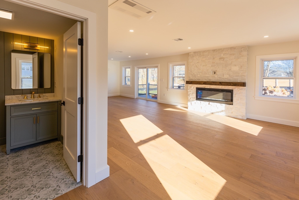 159 Auburn Street, Unit 159 Whitman, MA 02382 - Photo 5 of 28