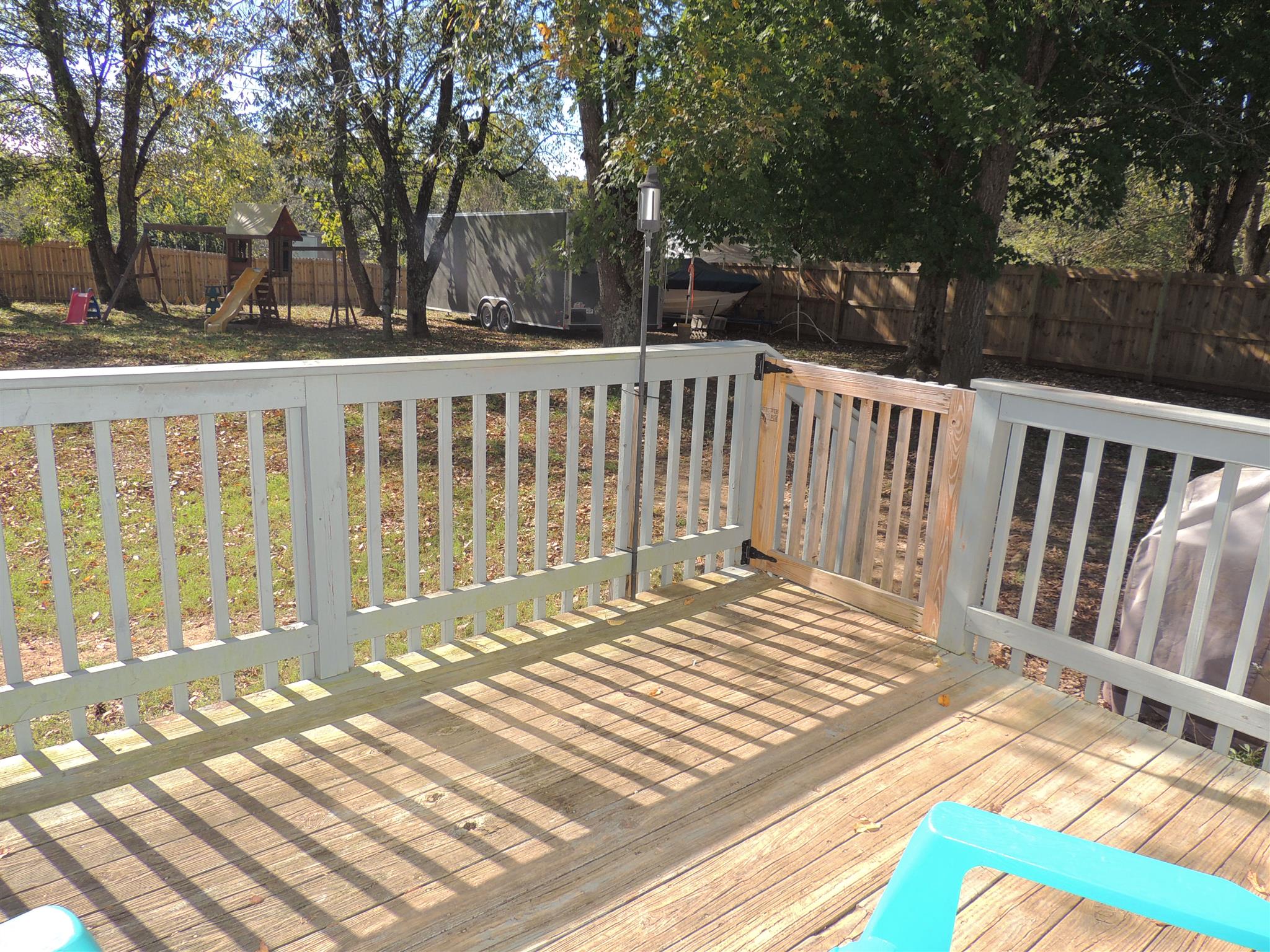 466 Pollard Road Clarksville, TN 37042 - Photo 17 of 27 deck to over look with big level yard