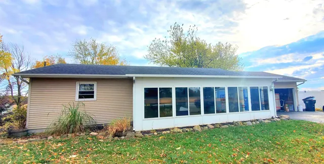 $244,900 | 8618 Hoagland Road, Hoagland, IN 46745