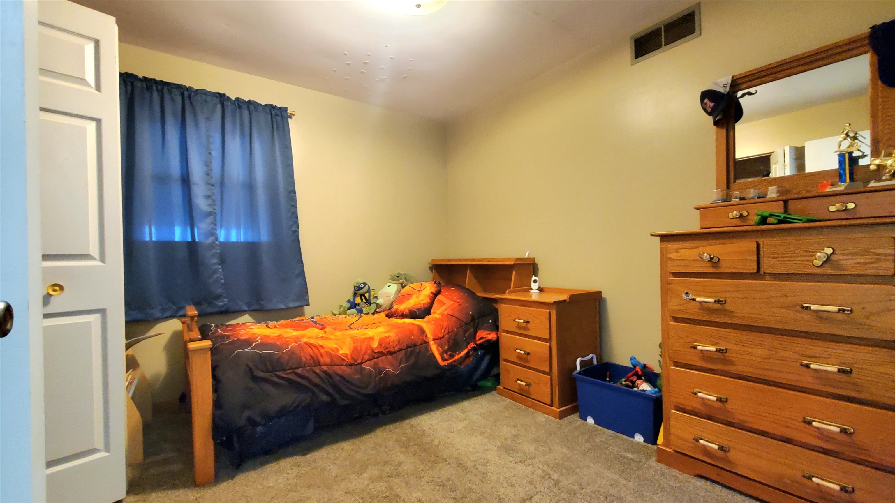 8618 Hoagland Road Hoagland, IN 46745 - Photo 18 of 36