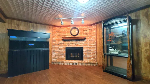 $244,900 | 8618 Hoagland Road, Hoagland, IN 46745