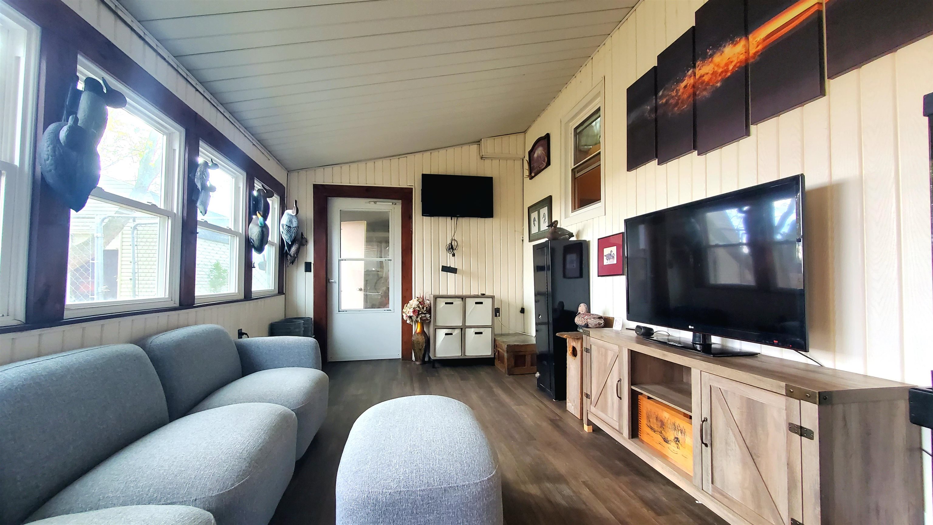 8618 Hoagland Road Hoagland, IN 46745 - Photo 21 of 36