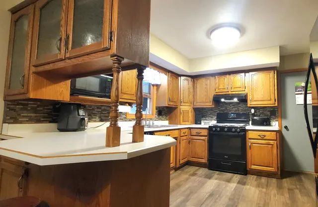 $244,900 | 8618 Hoagland Road, Hoagland, IN 46745