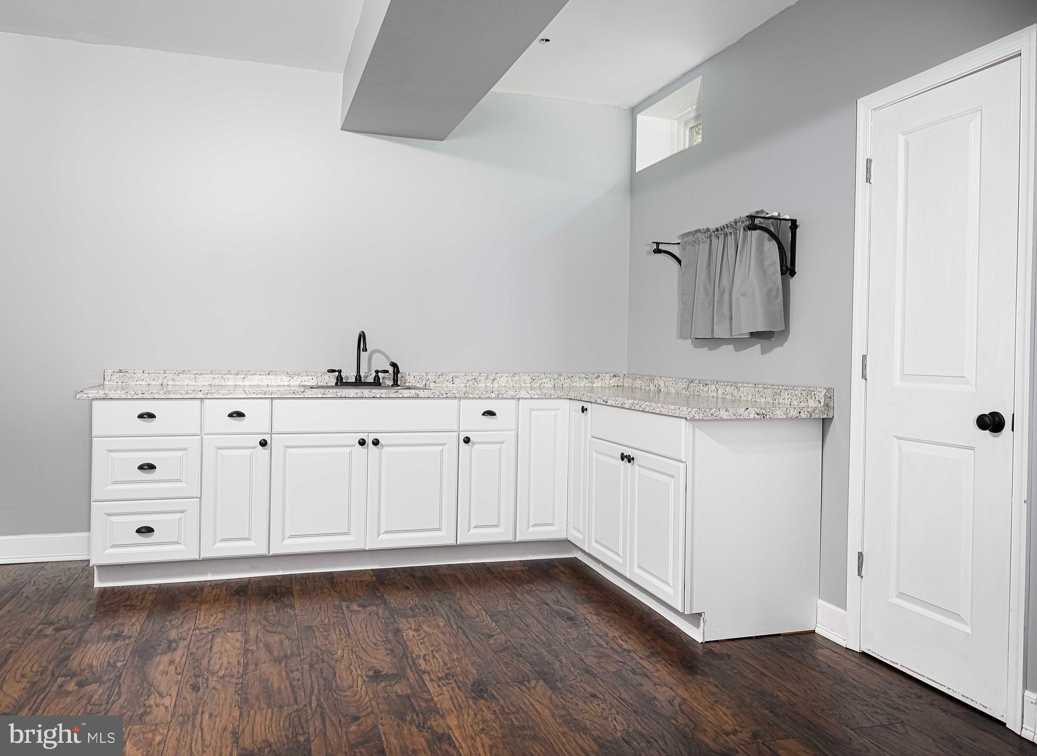 4430 Slate Ridge Road Whiteford, MD 21160 - Photo 36 of 63 Kitchenette