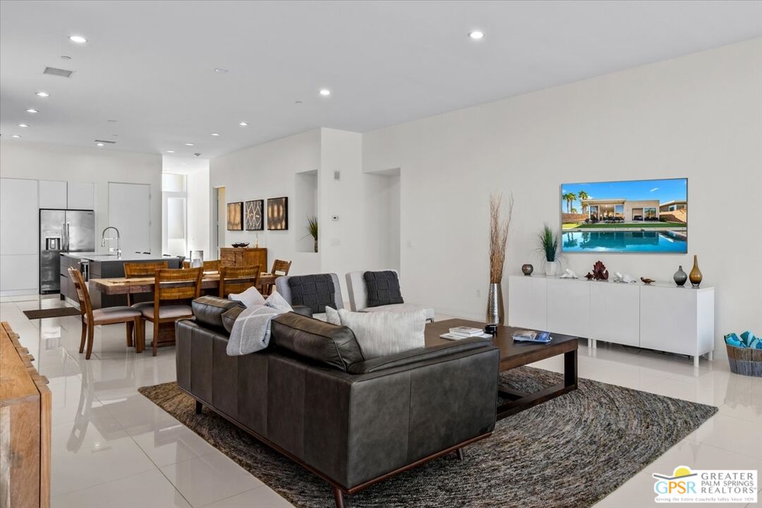 4651 Kellogg Way Palm Springs, CA 92262 - Photo 6 of 43