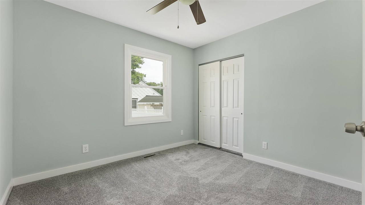 868 Myrna Road Erma, NJ 08204 - Photo 12 of 24