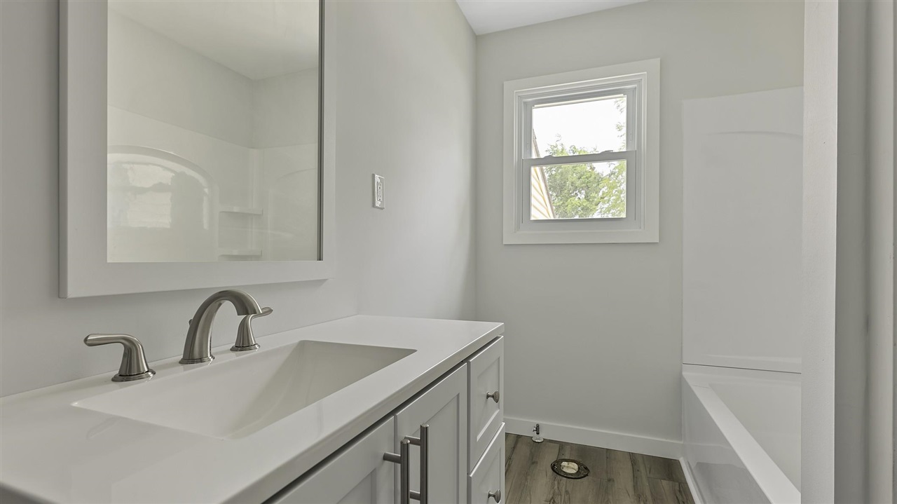 868 Myrna Road Erma, NJ 08204 - Photo 13 of 24