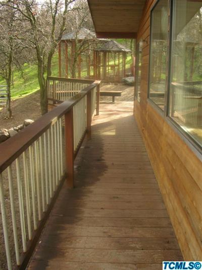 42595 North Fork Drive Three Rivers, CA 93271 - Photo 23 of 35 SURROUND DECKING AND AVIARY