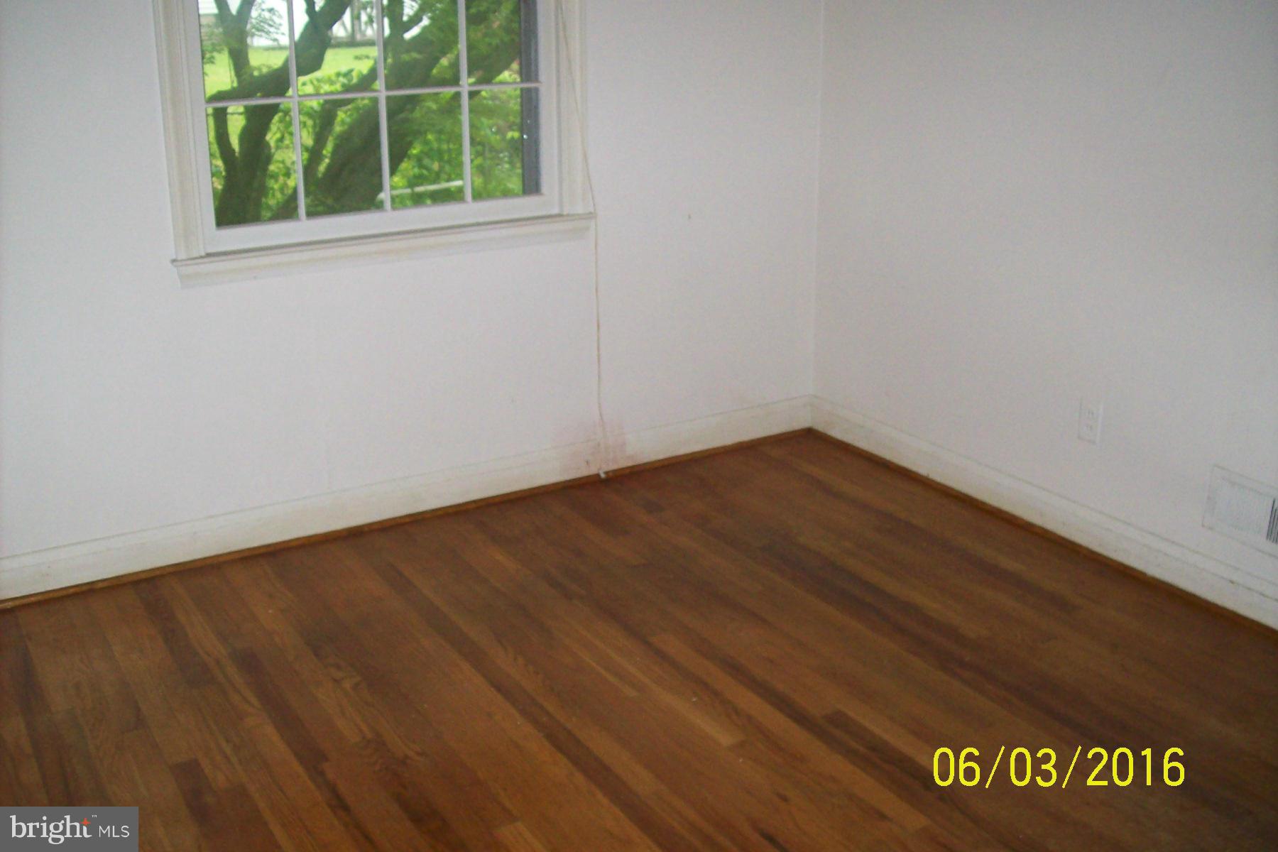 3408 Gaither Road Baltimore, MD 21244 - Photo 3 of 12 Dining Room