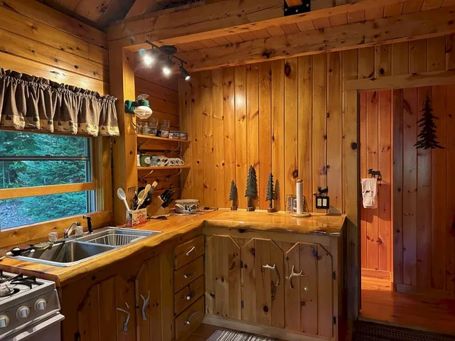 $224,500 | M6-l11 Basin Road, Carthage, ME 04224