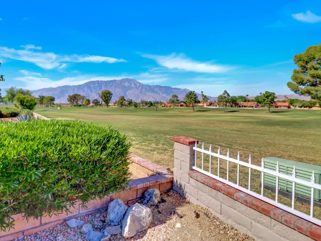 $469,000 | 9527 Oakmount Boulevard, Desert Hot Springs, CA 92240