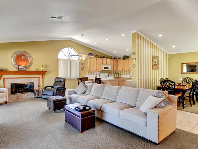 $469,000 | 9527 Oakmount Boulevard, Desert Hot Springs, CA 92240