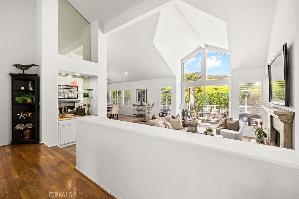 1 Centaurus, Unit 12 Irvine, CA 92603 - Photo 6 of 37 a large white kitchen with a large window