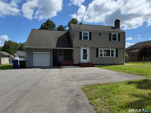 $3,000 | 618 Willard Avenue, Newington, CT 06111