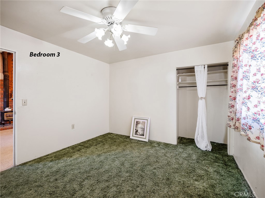 17757 Wheeler Road Helendale, CA 92342 - Photo 19 of 30 an empty room with windows