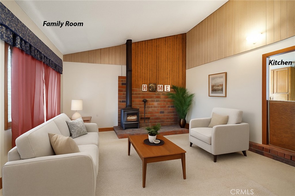 17757 Wheeler Road Helendale, CA 92342 - Photo 20 of 30 a living room with furniture and a potted plant