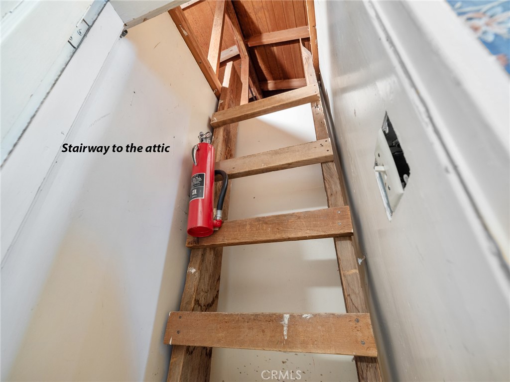 17757 Wheeler Road Helendale, CA 92342 - Photo 22 of 30 a view of entryway