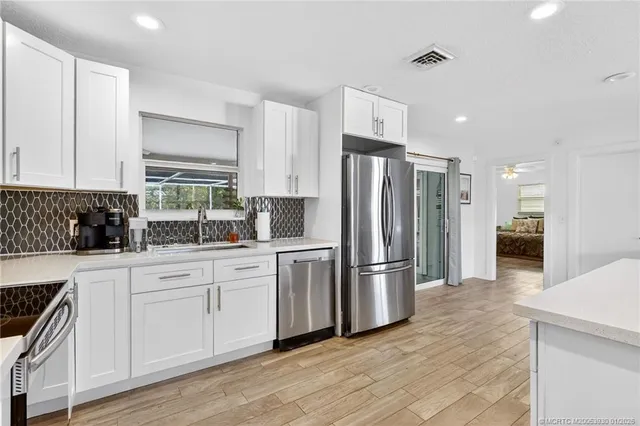 $695,000 | 221 Southeast Tressler Drive, Stuart, FL 34994