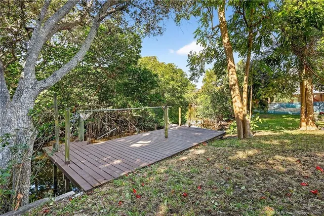 $695,000 | 221 Southeast Tressler Drive, Stuart, FL 34994