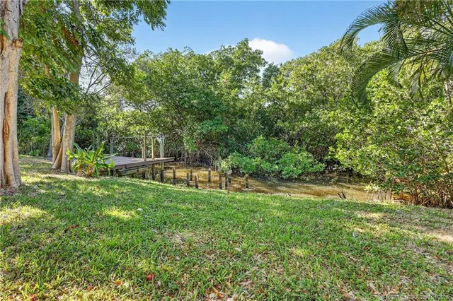 $695,000 | 221 Southeast Tressler Drive, Stuart, FL 34994