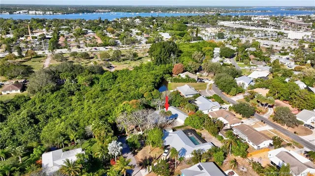 $695,000 | 221 Southeast Tressler Drive, Stuart, FL 34994