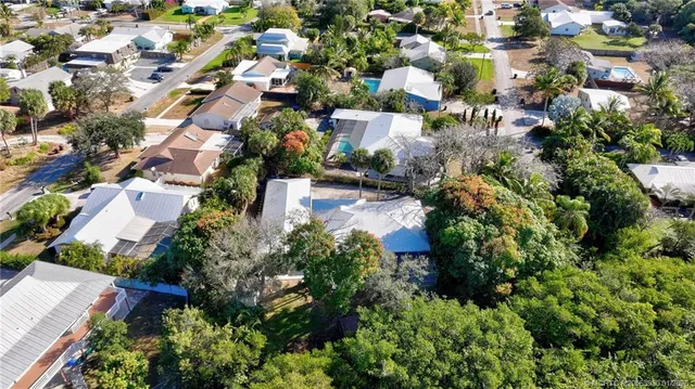 $695,000 | 221 Southeast Tressler Drive, Stuart, FL 34994