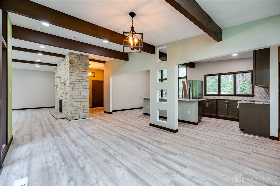2823 Lantz Road Beavercreek, OH 45434 - Photo 8 of 30 Gallery Image 8