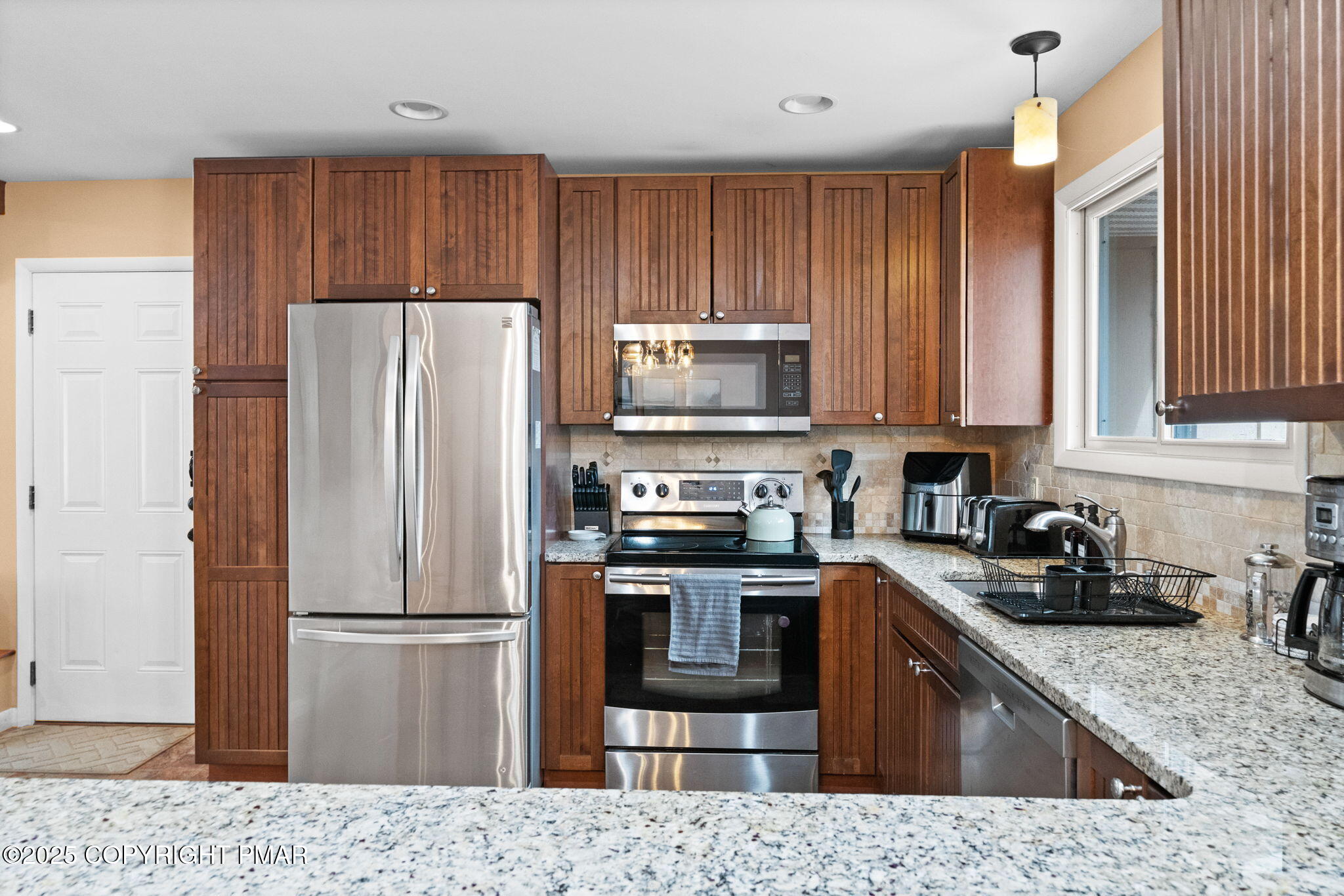 128 Winding Hill Road Pocono Pines, PA 18350 - Photo 17 of 77 14-web-or-mls-128 Winding Hill Rd (23 of