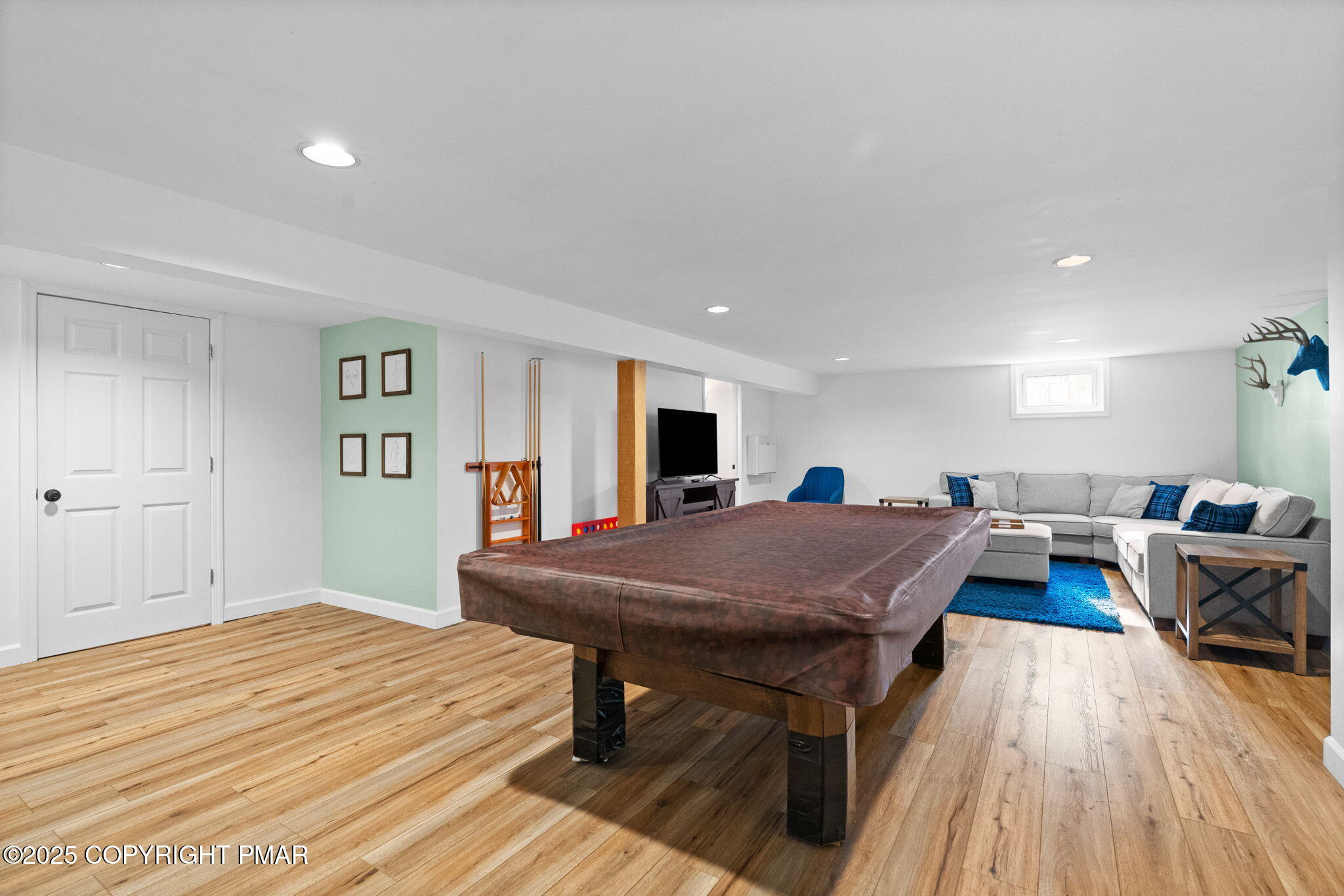 128 Winding Hill Road Pocono Pines, PA 18350 - Photo 52 of 77 a room with furniture pool table and wooden floor