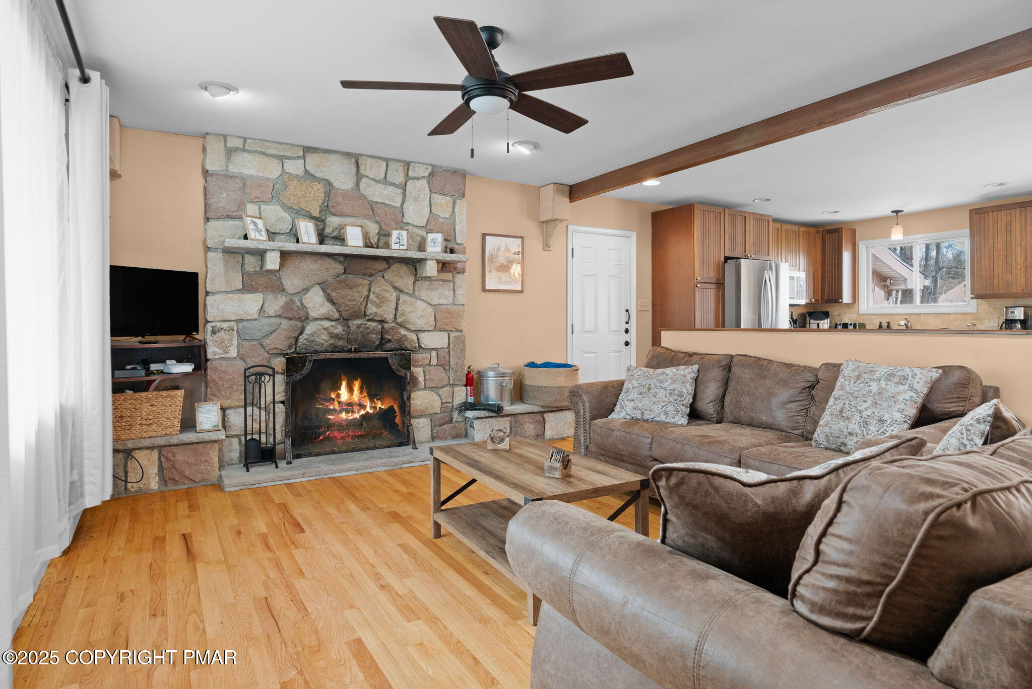 128 Winding Hill Road Pocono Pines, PA 18350 - Photo 8 of 77 22-web-or-mls-128 Winding Hill Rd (31 of